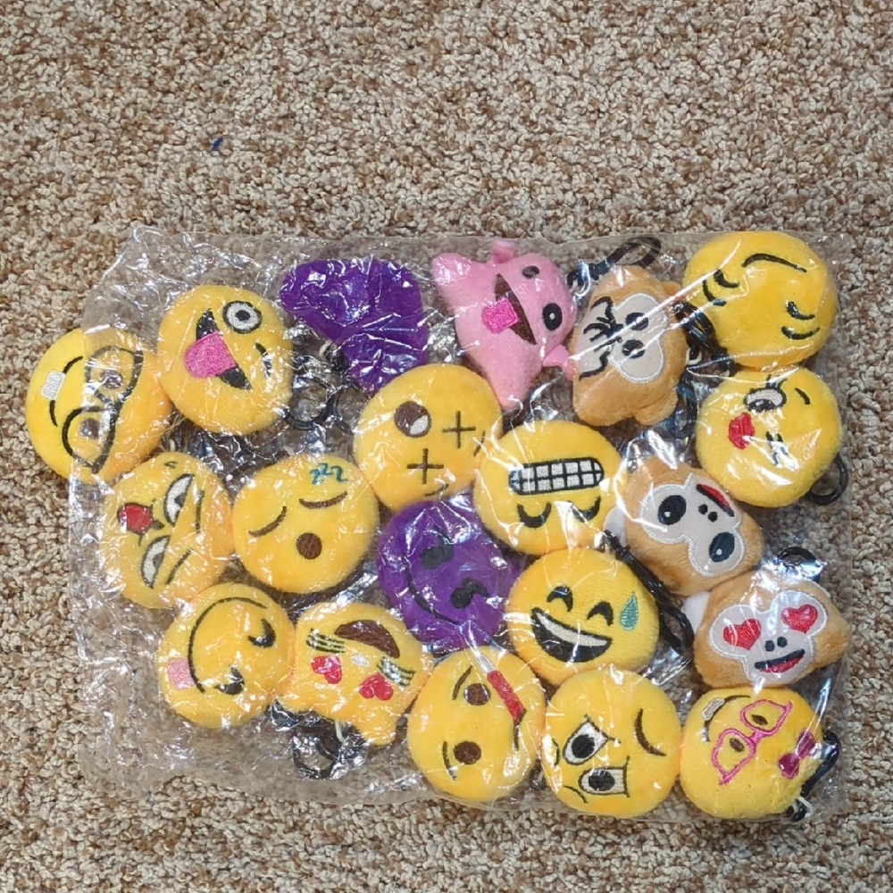 Emoji Plush Keychains Set